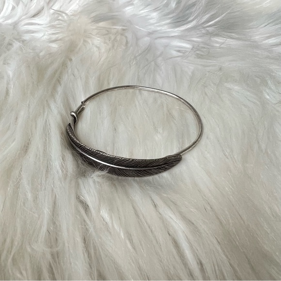 Alex and Ani Rafaelian Silver Feather Horizontal Bangle Bracelet - Picture 1 of 3